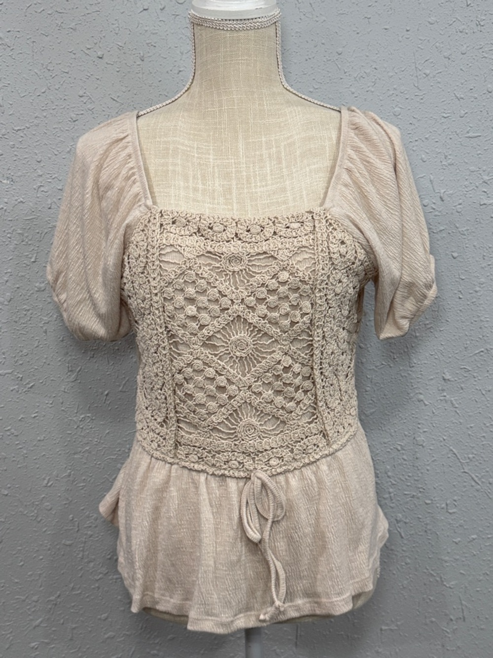 Maurices Crochet-Detail Cream SquareNeck Peasant Top Size Medium Y2K Style